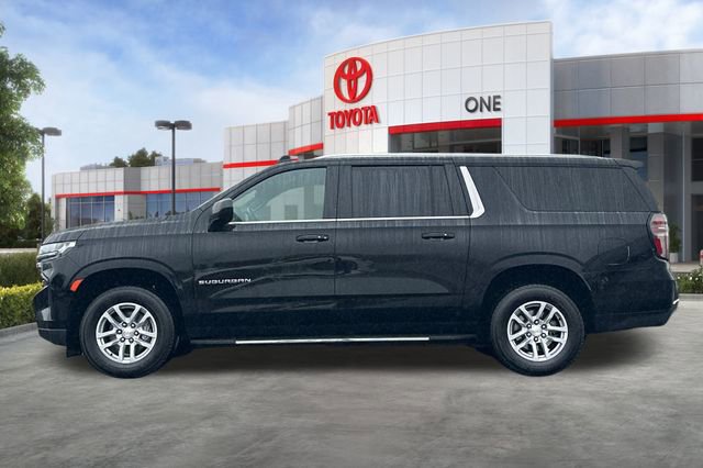 Used 2023 Chevrolet Suburban LT image 9