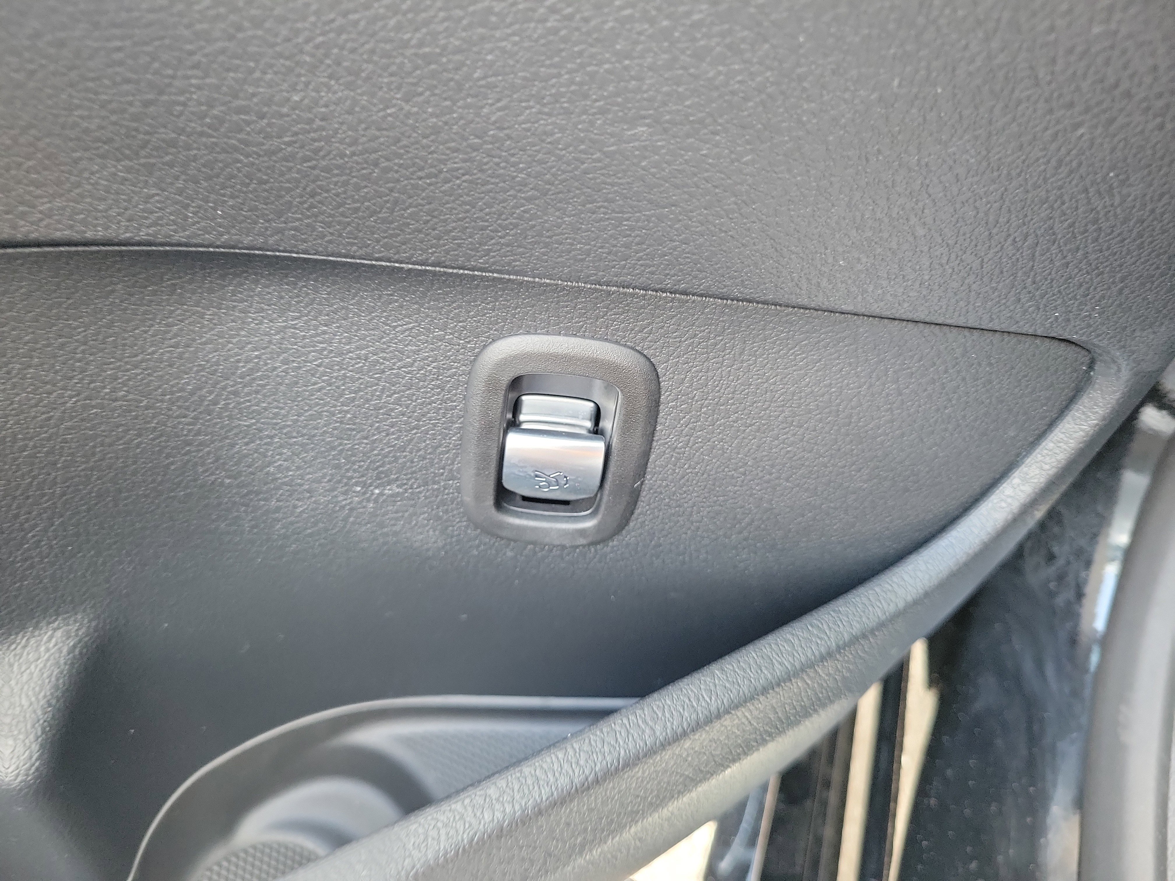 Certified 2026 Mercedes-Benz C 300 Sedan image 25