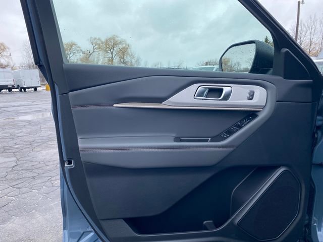 New 2026 Ford Explorer Active w/ Active Comfort Package AWD/4WD image 12