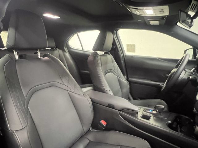 Certified 2025 Lexus UX 300h FWD image 11