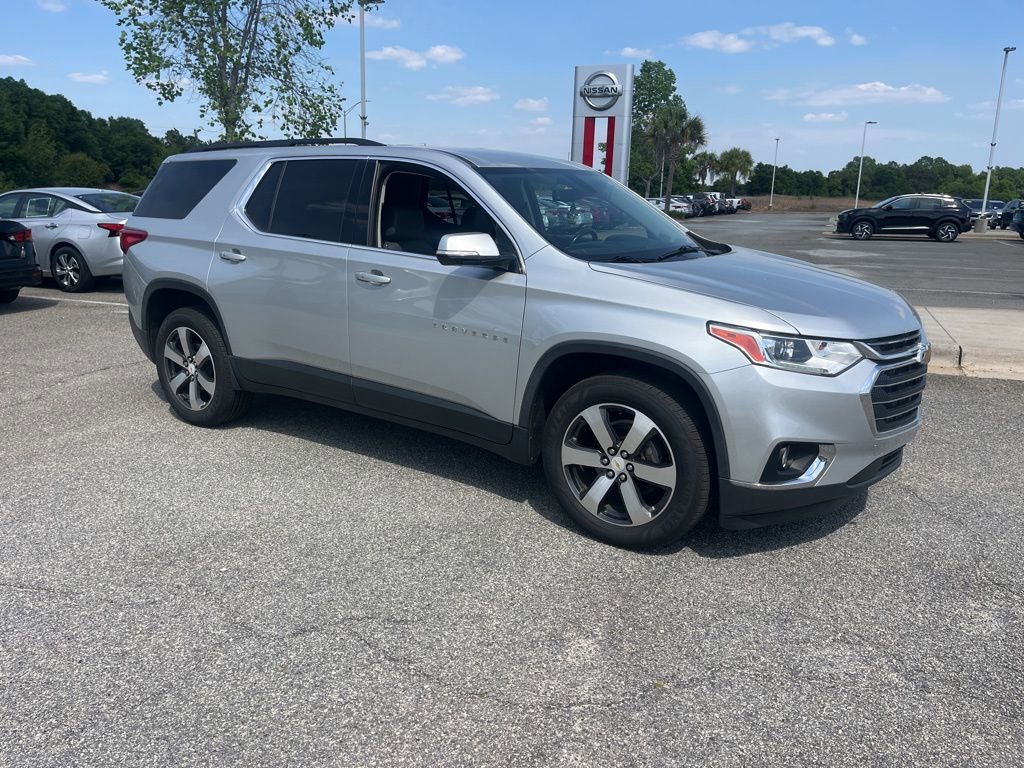 Used 2019 Chevrolet Traverse LT w/ LT Premium Package