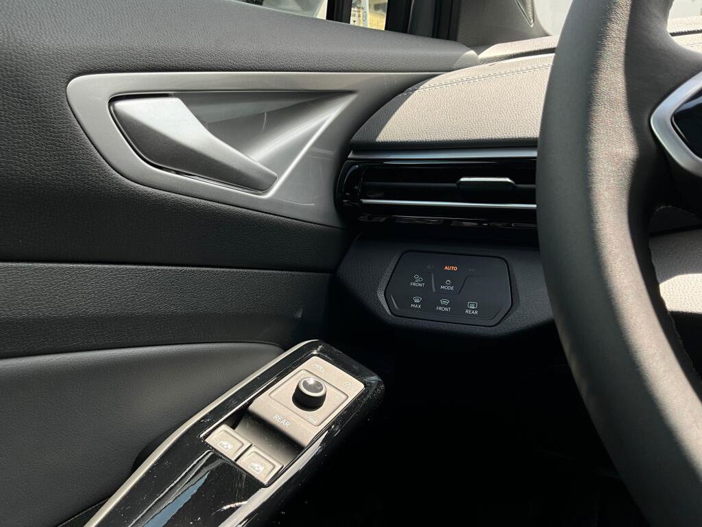 New 2026 Volkswagen ID.4 Pro S AWD/4WD image 23