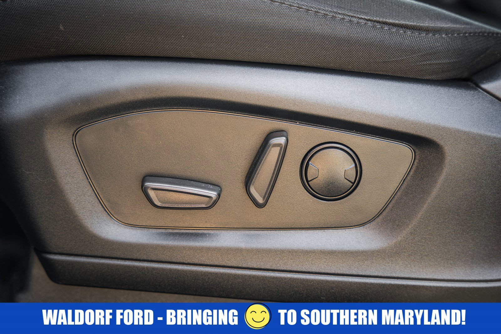 Used 2022 Ford Explorer XLT image 75