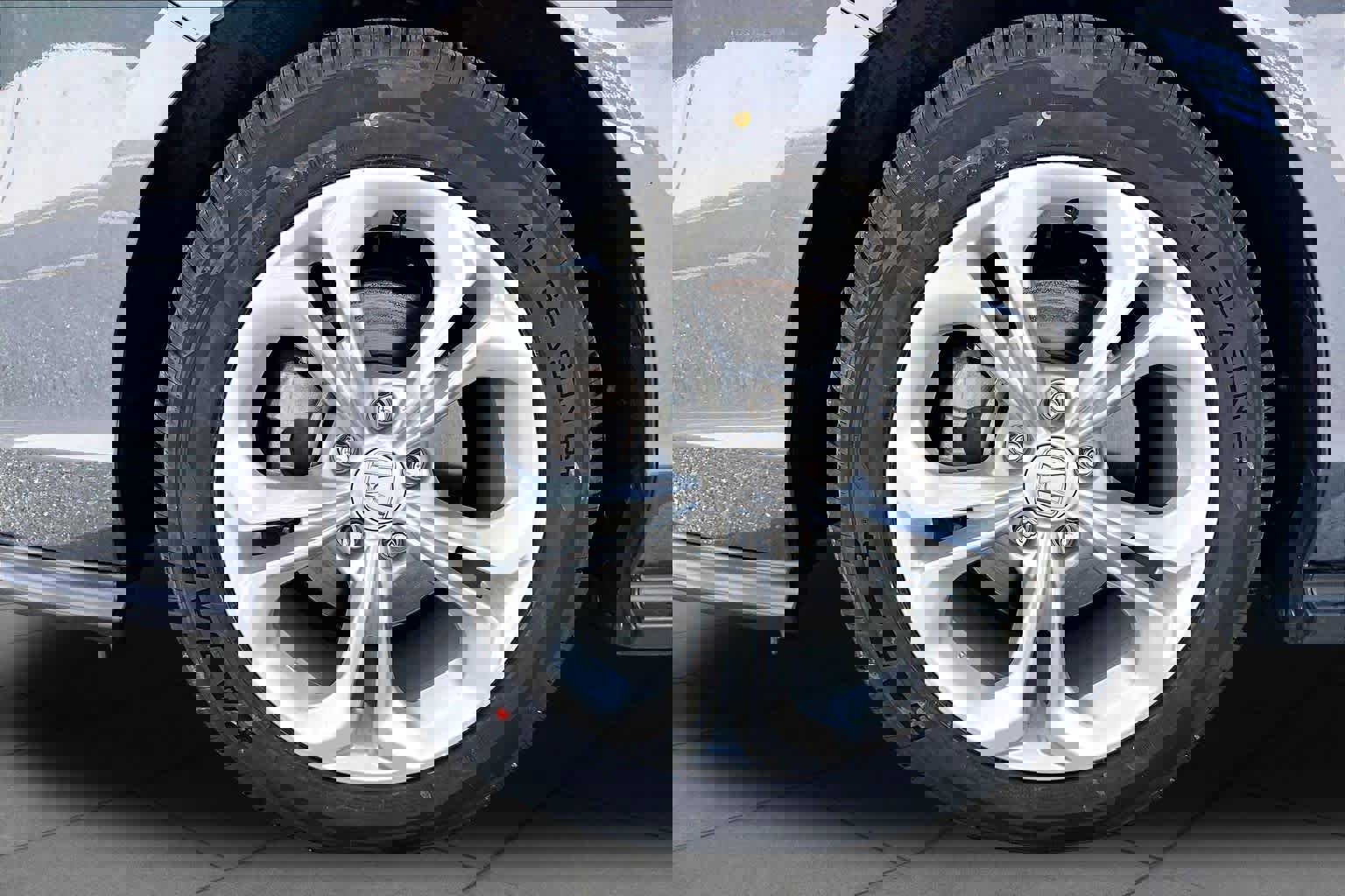 Used 2023 Honda Accord LX image 11