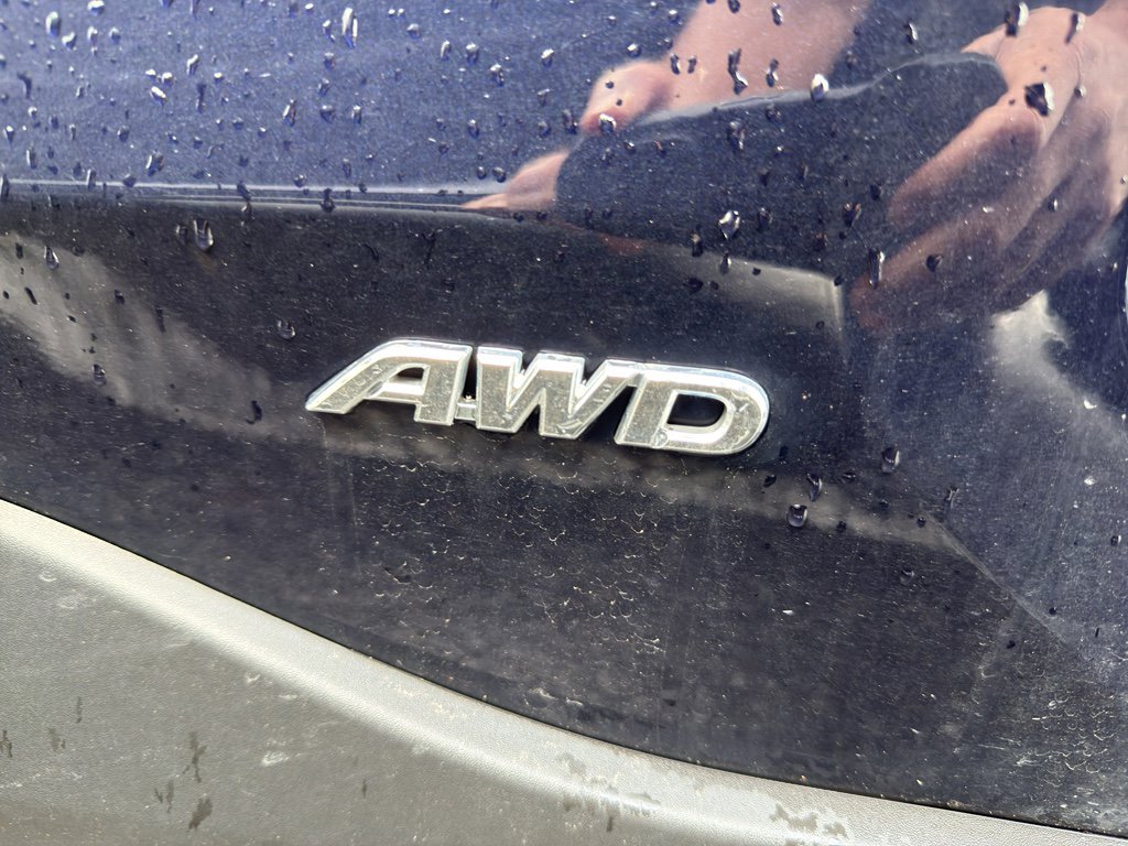 Used 2024 Toyota RAV4 Limited w/ Advanced Technology Package image 5