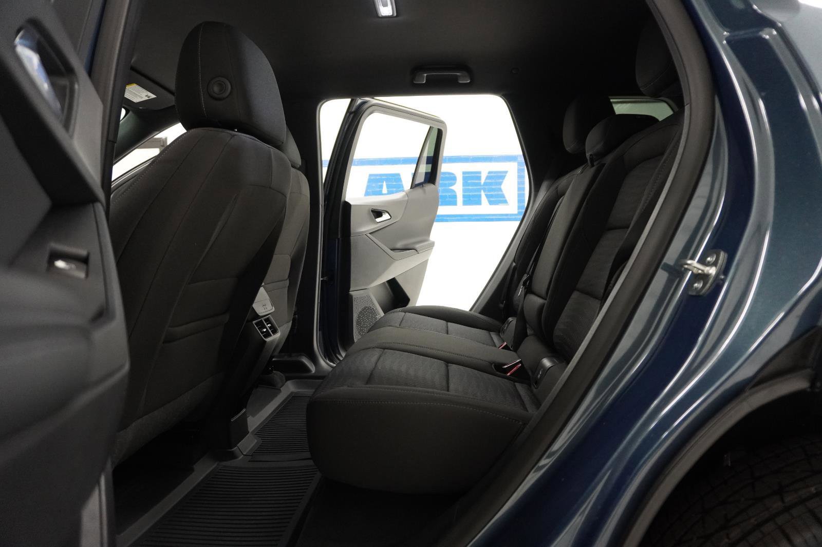 New 2026 Chevrolet Equinox LT w/ Safety and Technology Package image 36