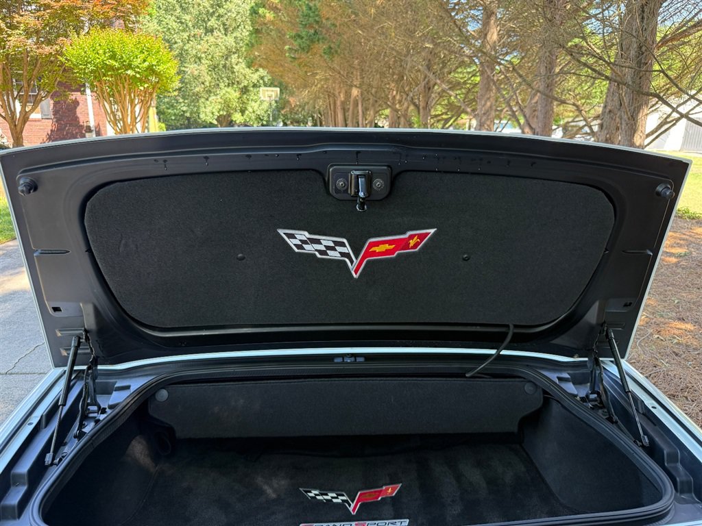 Used 2010 Chevrolet Corvette Grand Sport w/ Preferred Equipment Group RWD image 65