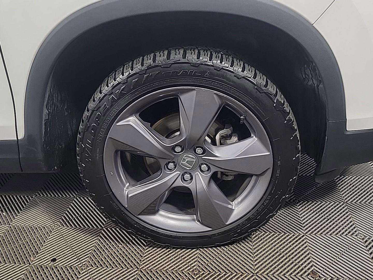 Certified 2021 Honda Passport Touring image 3