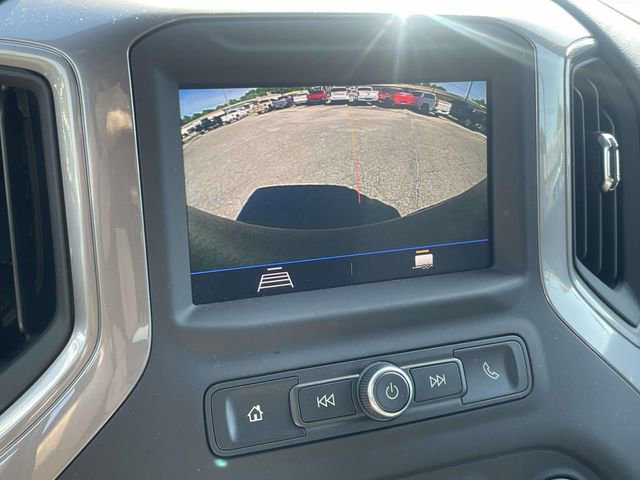 Used 2021 Chevrolet Silverado 1500 Custom Trail Boss w/ LPO, Dark Essentials Package image 17