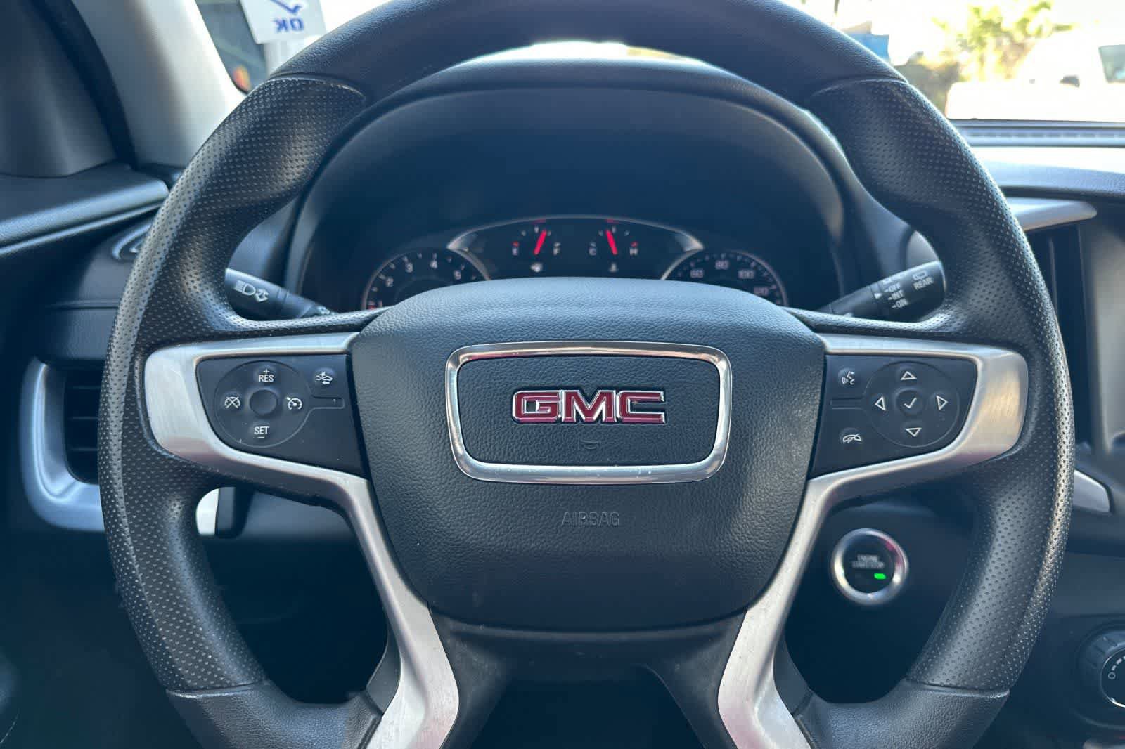 Used 2024 GMC Terrain SLE image 29