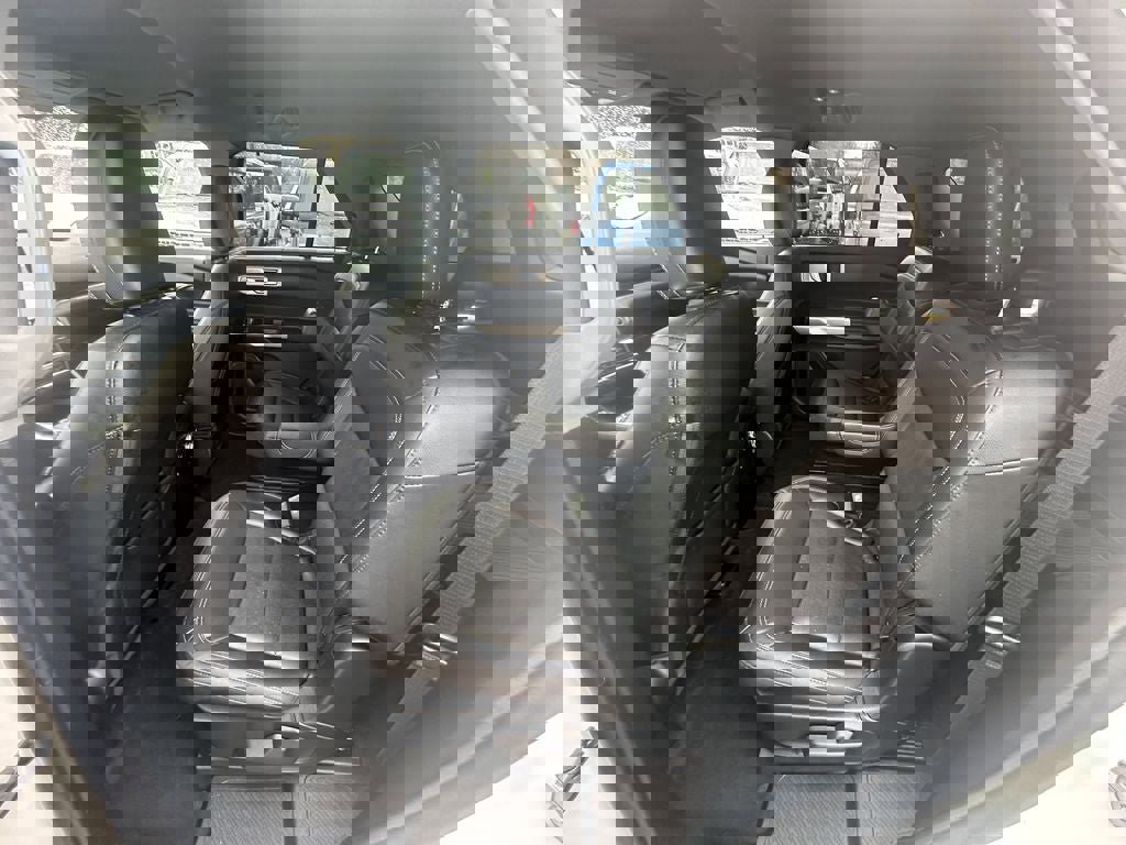 Used 2022 Ford Explorer Limited w/ Limited Technology Package image 8