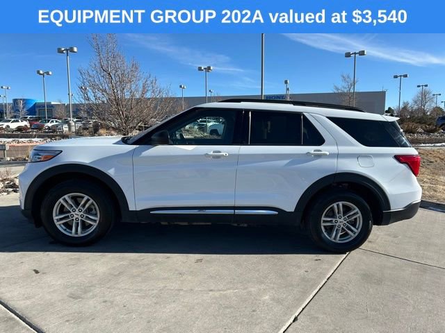 Used 2024 Ford Explorer XLT w/ Equipment Group 202A image 4