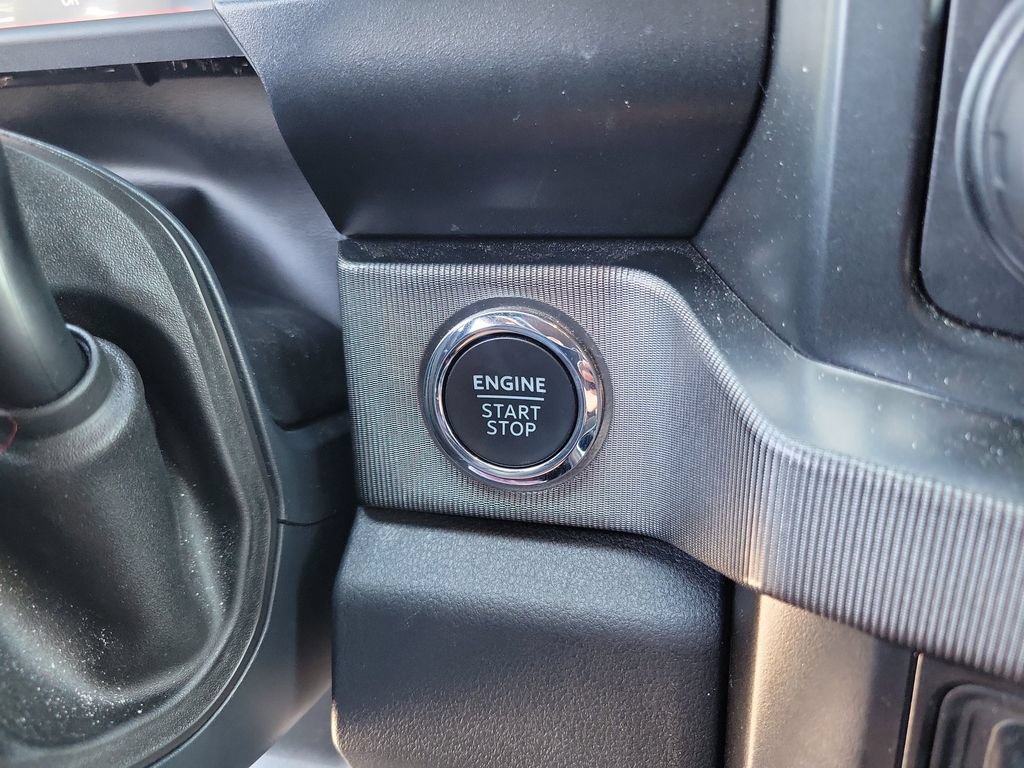 Used 2024 Ford F350 Platinum AWD/4WD image 36