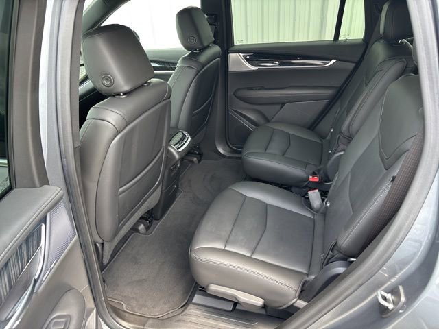 Used 2022 Cadillac XT6 Premium Luxury image 12