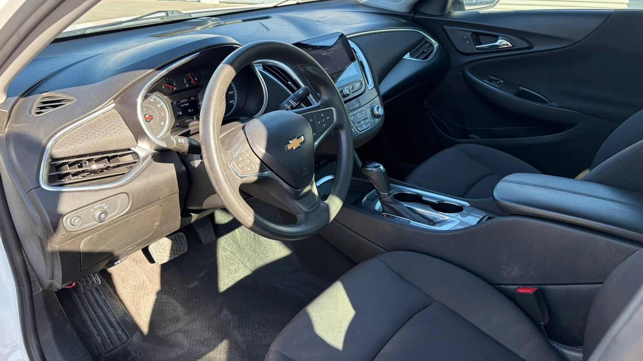 Used 2020 Chevrolet Malibu LT FWD image 9