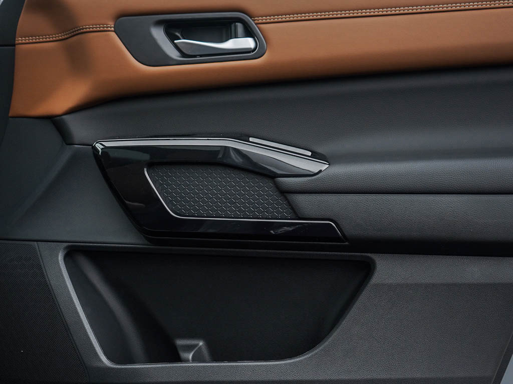 New 2026 Nissan Pathfinder Platinum AWD/4WD image 10