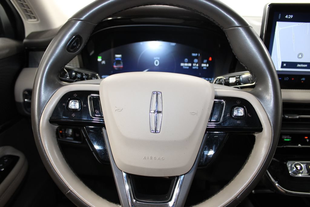 Used 2023 Lincoln Corsair FWD image 36