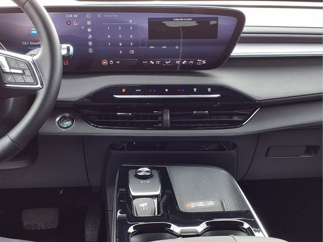 Certified 2025 Buick Enclave Sport Touring image 3