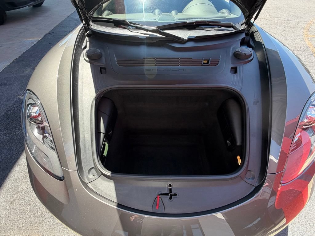 Used 2018 Porsche 718 Cayman RWD image 4
