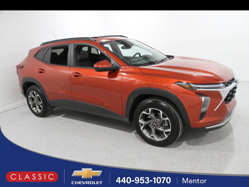 Certified 2024 Chevrolet Trax LT w/ Sunroof Package image 1