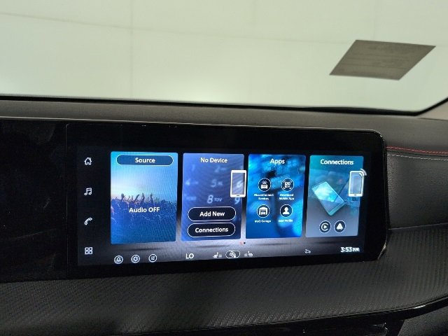 New 2026 Nissan Kicks SR w/ Cold Weather Package image 18