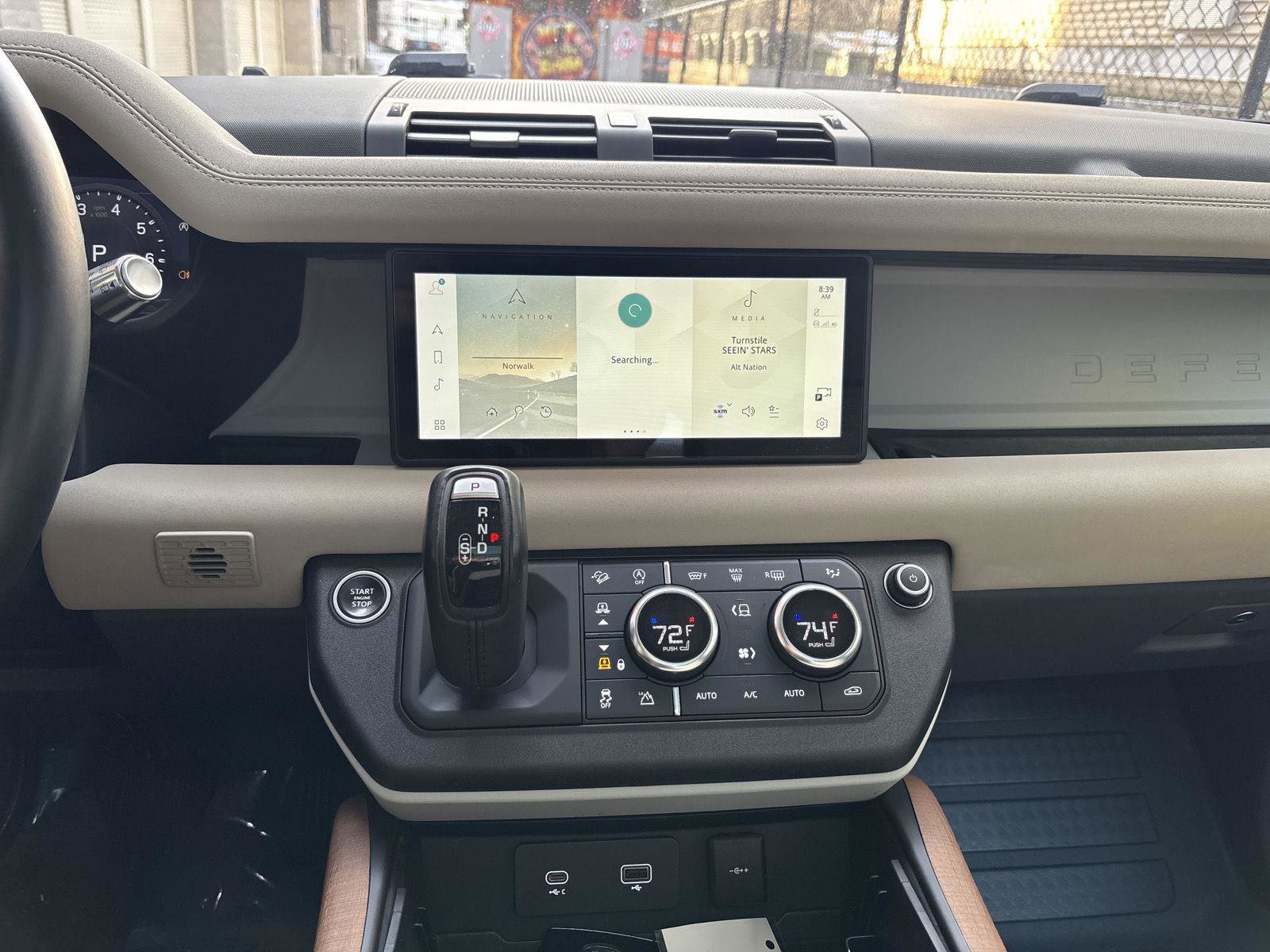 Used 2020 Land Rover Defender 110 S image 15