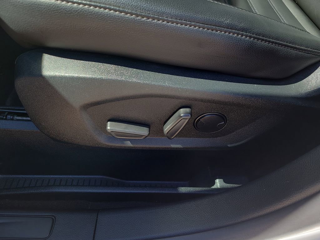 Used 2021 Ford Edge SEL w/ Convenience Package image 20