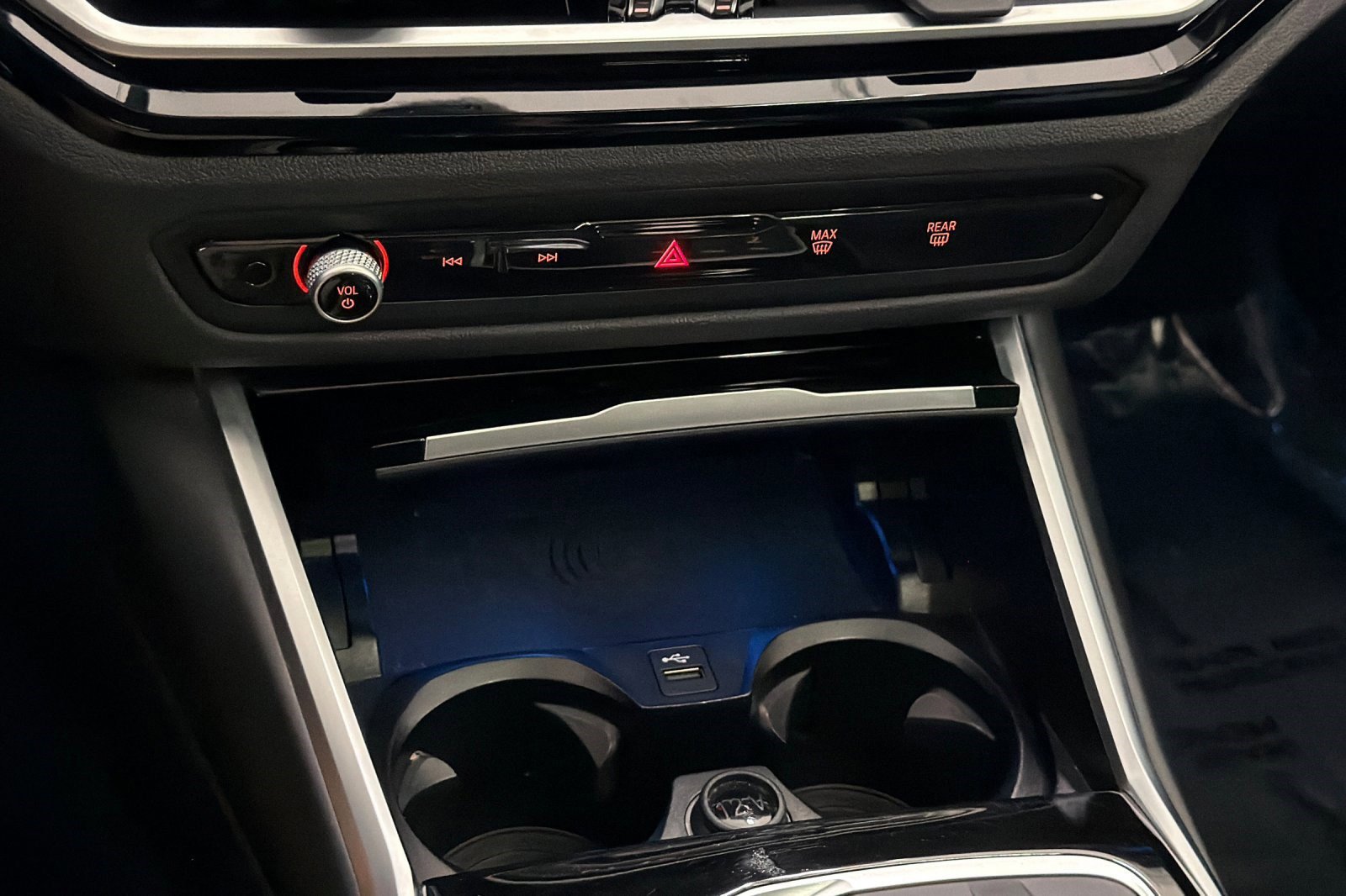 Used 2023 BMW i4 eDrive35 image 27