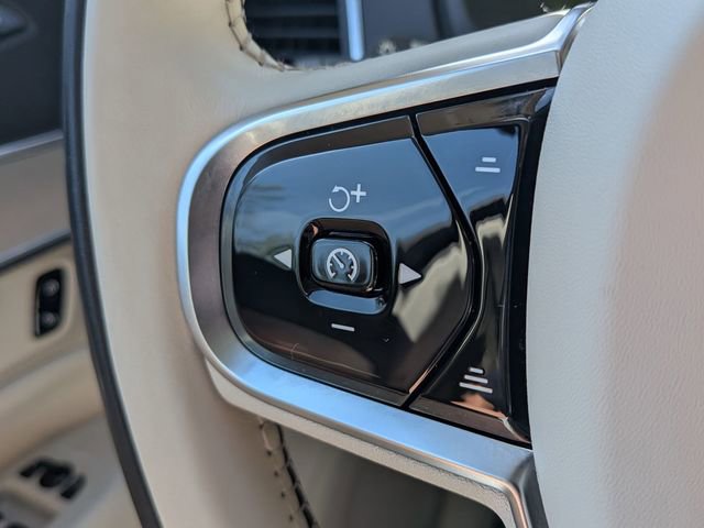Certified 2023 Volvo XC90 B5 Core w/ Protection Package Premier AWD/4WD image 21
