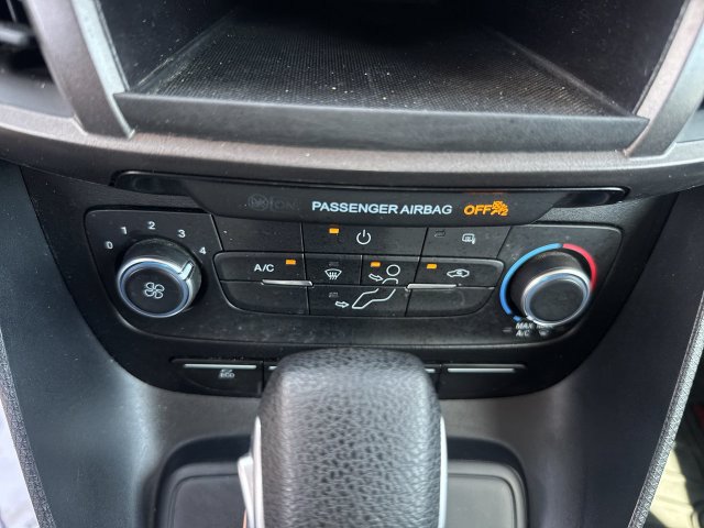 Used 2023 Ford Transit Connect XL FWD image 20