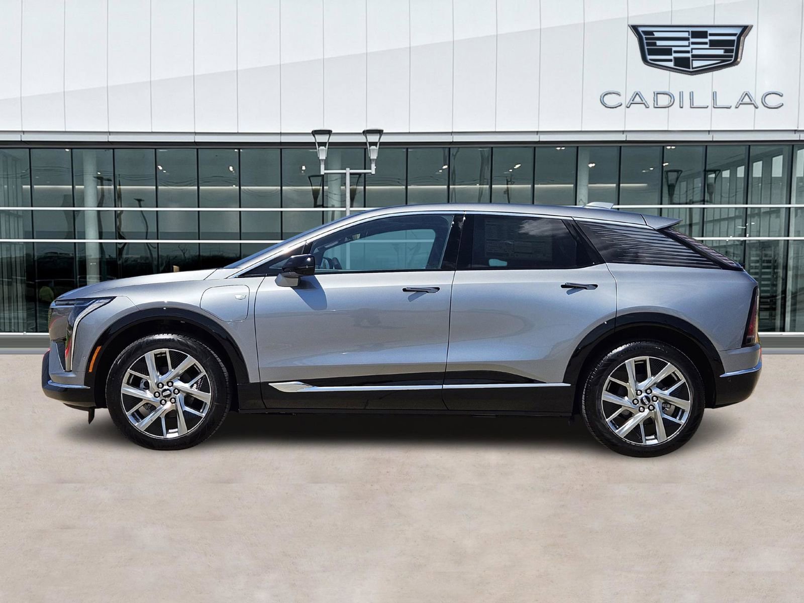 New 2025 Cadillac Optiq Luxury 1 image 3