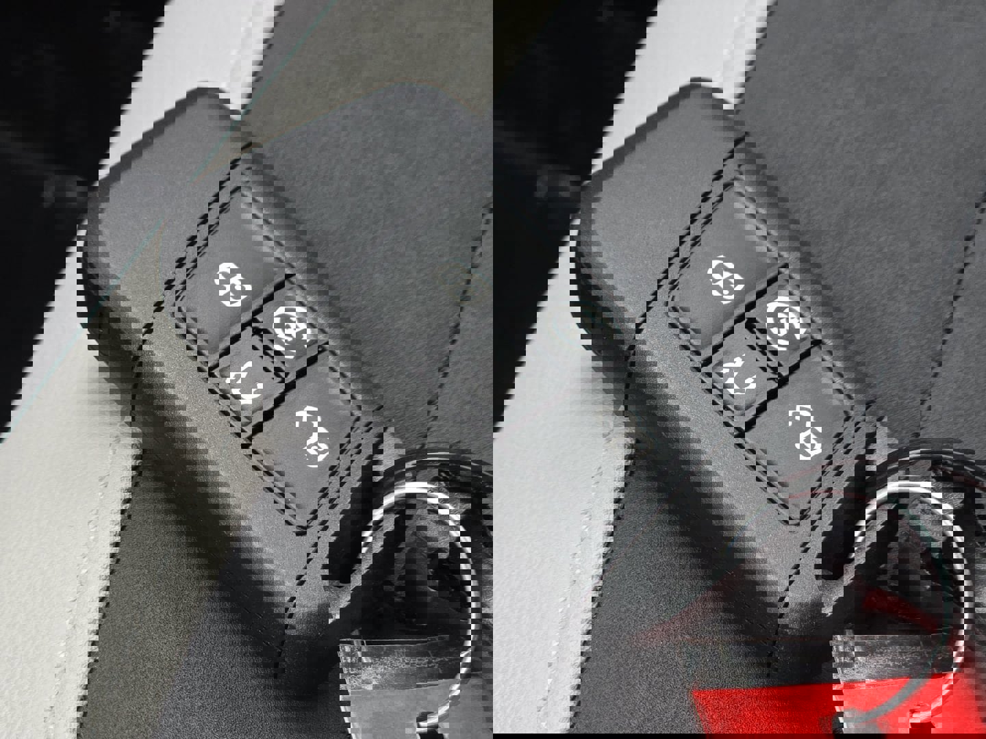 New 2026 Volkswagen Taos SE FWD image 16