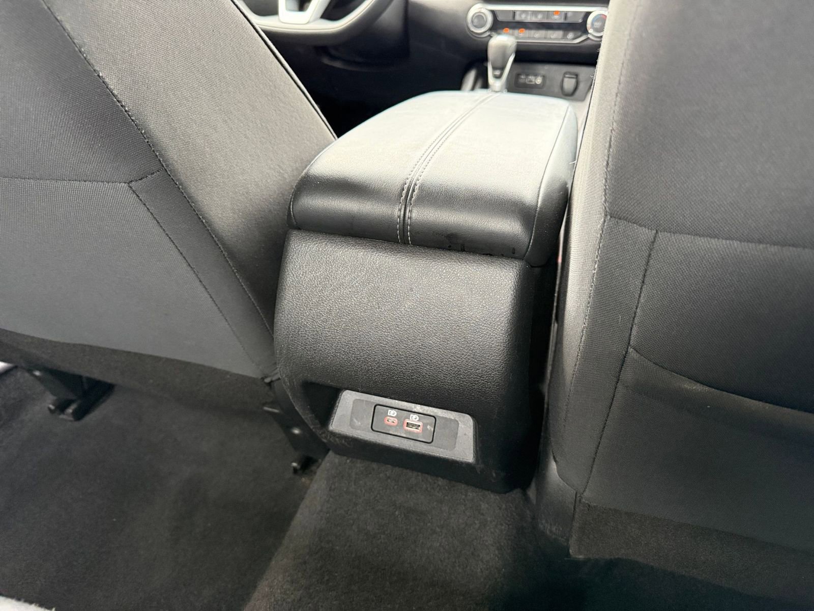 Used 2025 Nissan Altima 2.5 SV image 23