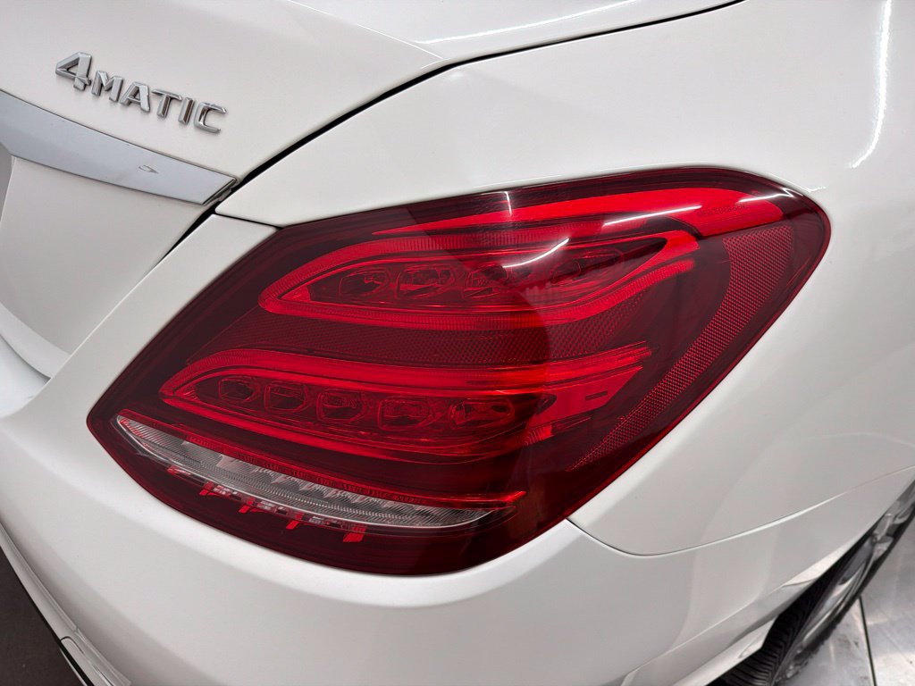 Used 2015 Mercedes-Benz C 300 4MATIC Sedan image 10