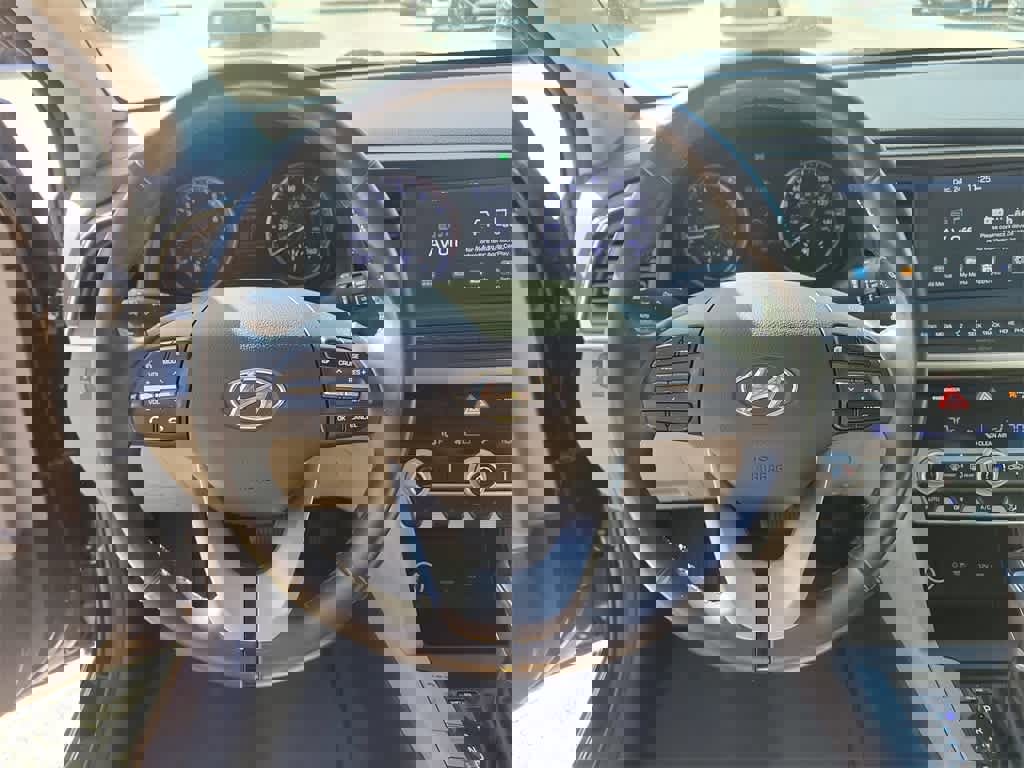 Used 2020 Hyundai Elantra Value Edition image 24