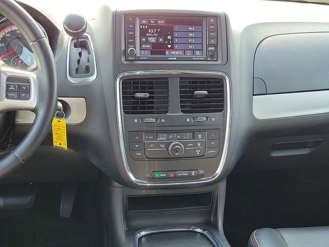 Used 2016 Dodge Grand Caravan R/T FWD image 19