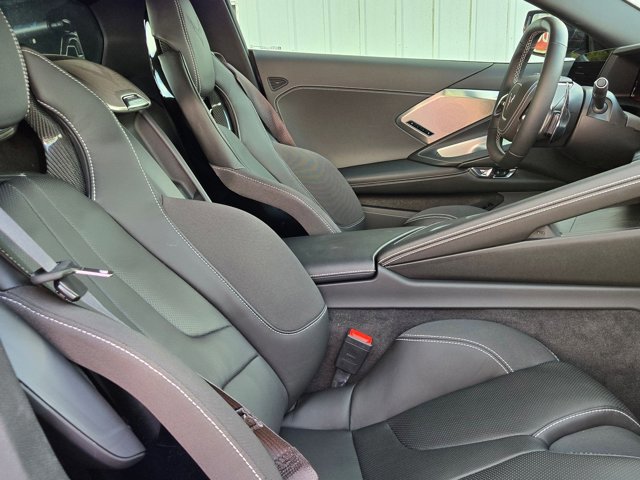 Used 2026 Chevrolet Corvette Stingray Preferred Cpe w/ Z51 Performance Package image 19