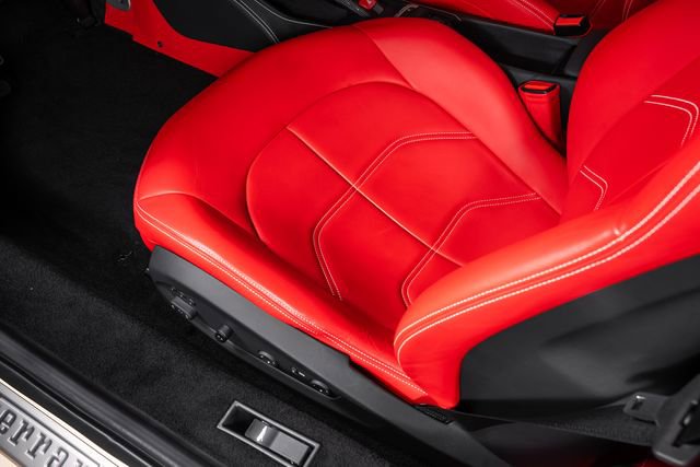 Used 2018 Ferrari 488 Spider RWD image 24