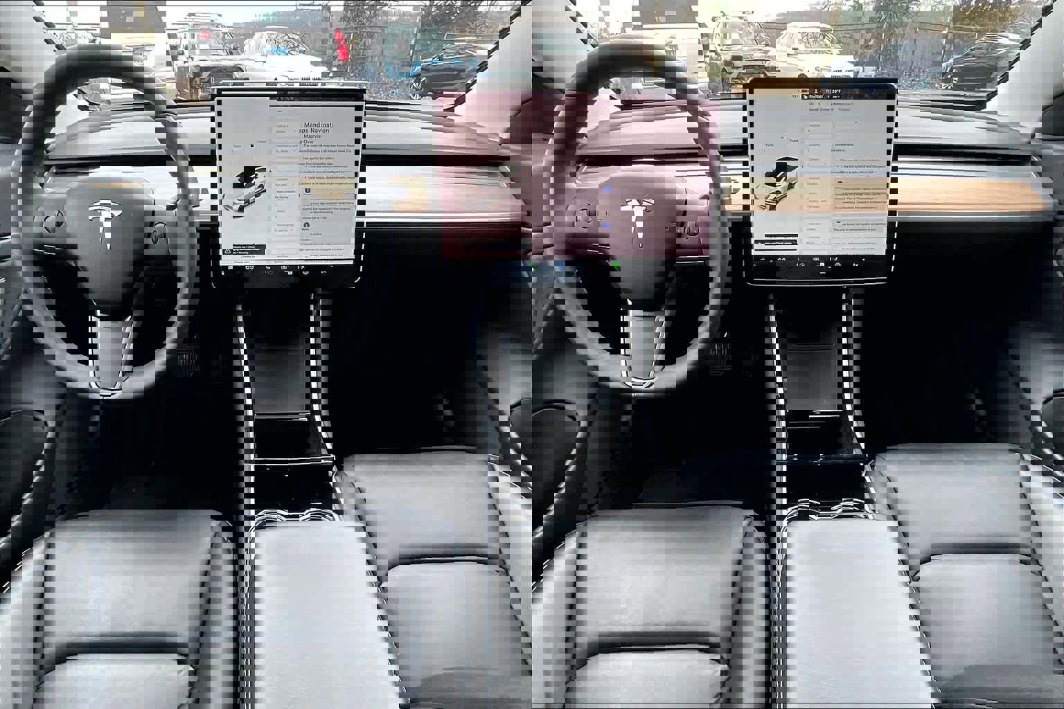 Used 2020 Tesla Model 3 Long Range image 16