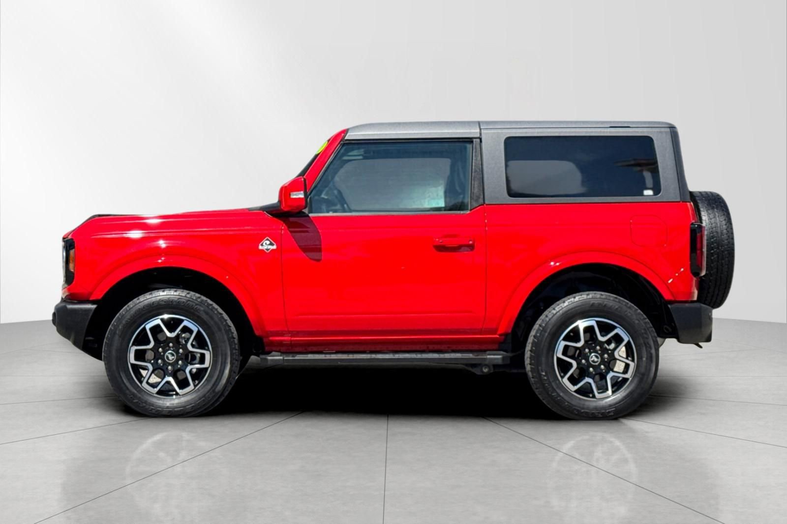 Used 2023 Ford Bronco Outer Banks image 6
