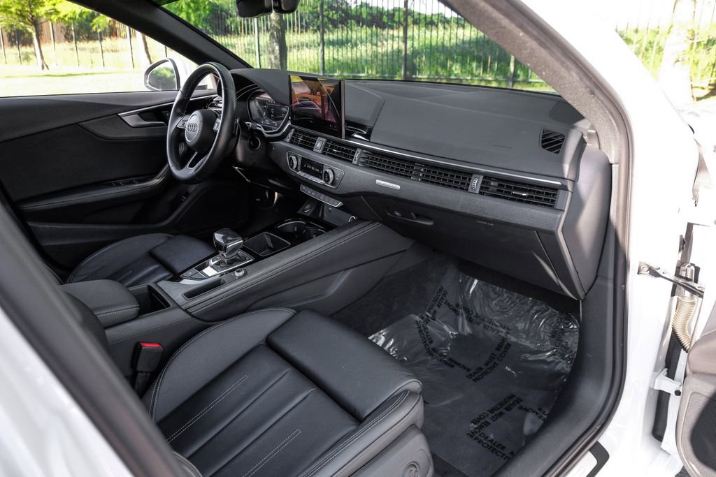 Used 2022 Audi A4 2.0T Premium Plus AWD/4WD image 16
