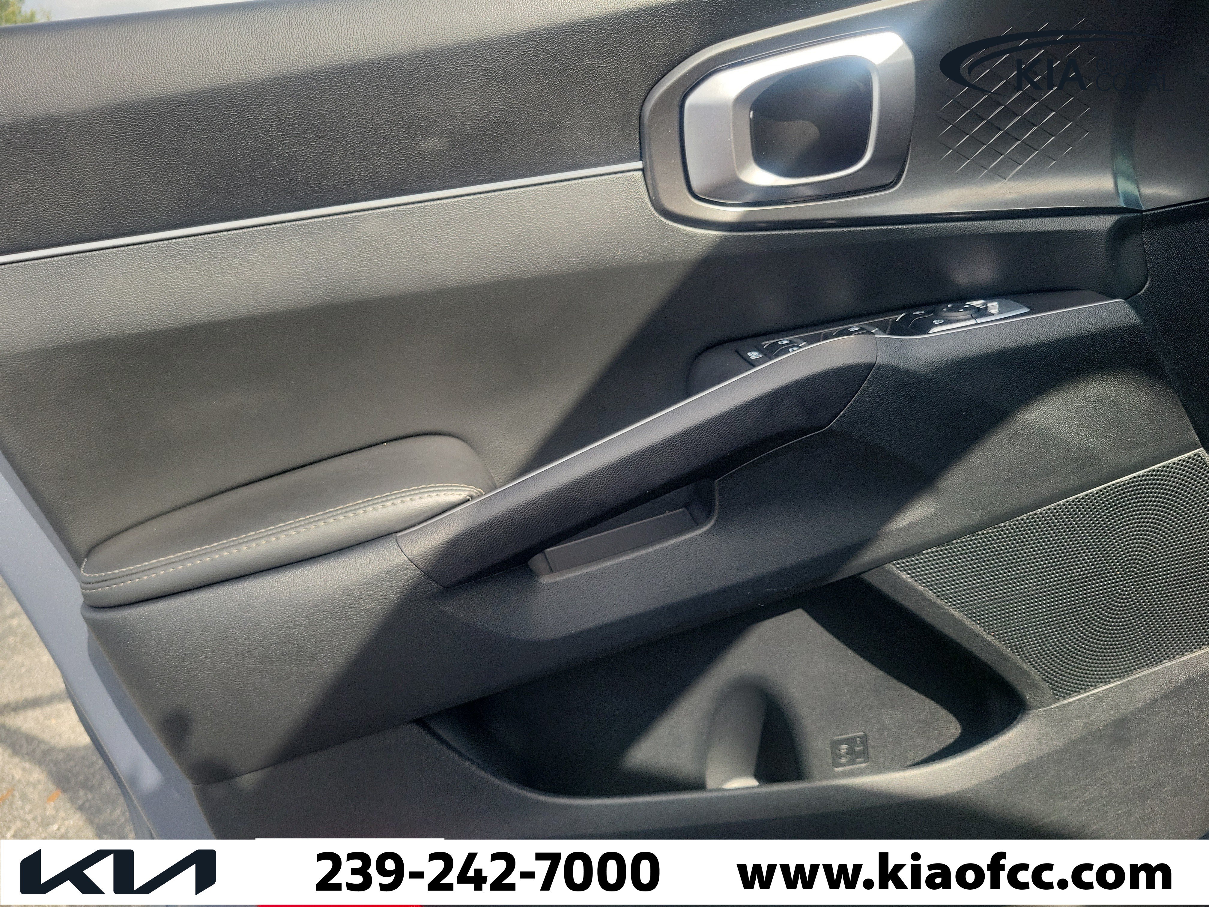 Certified 2025 Kia Sorento S w/ Panoramic Sunroof Package FWD image 22