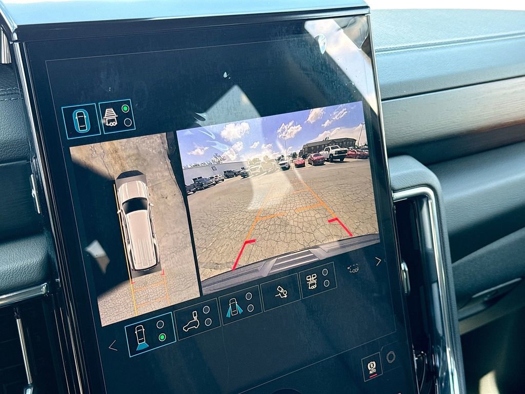 New 2026 GMC Yukon XL Denali w/ Denali Reserve Package image 14