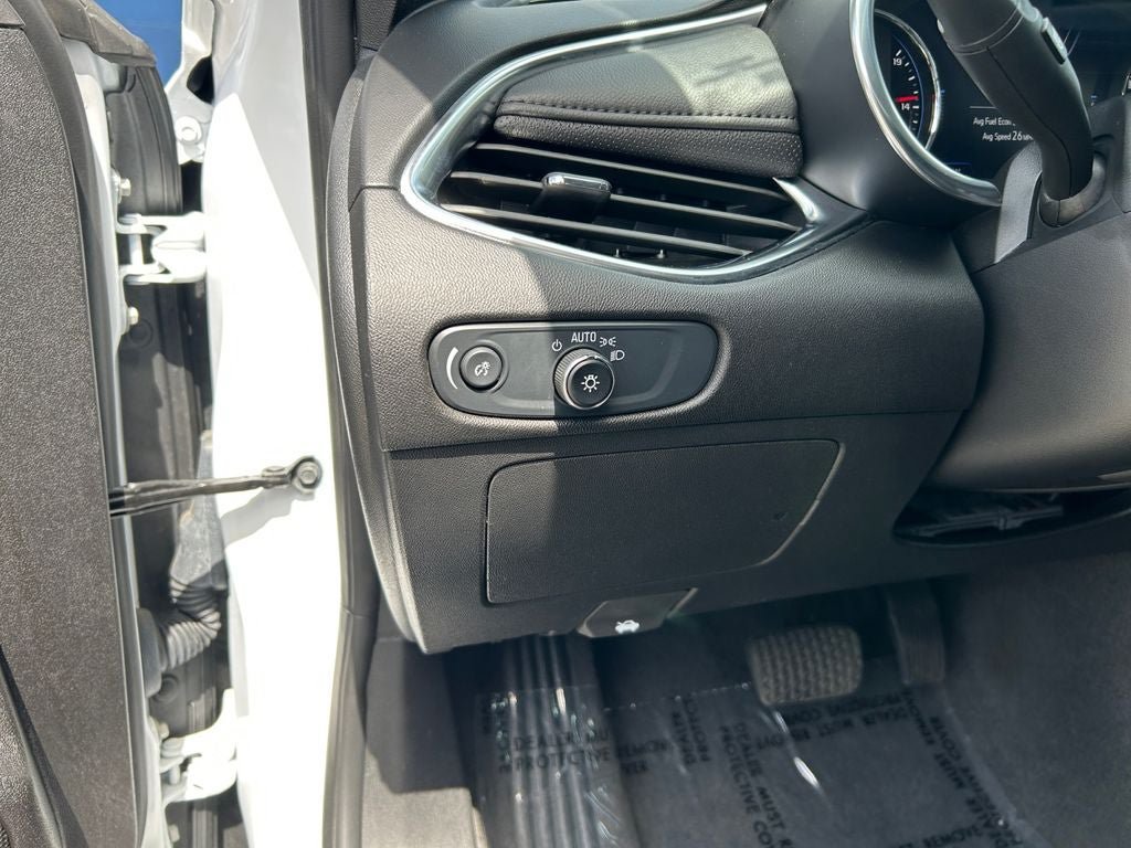 Used 2024 Chevrolet Malibu LT FWD image 19