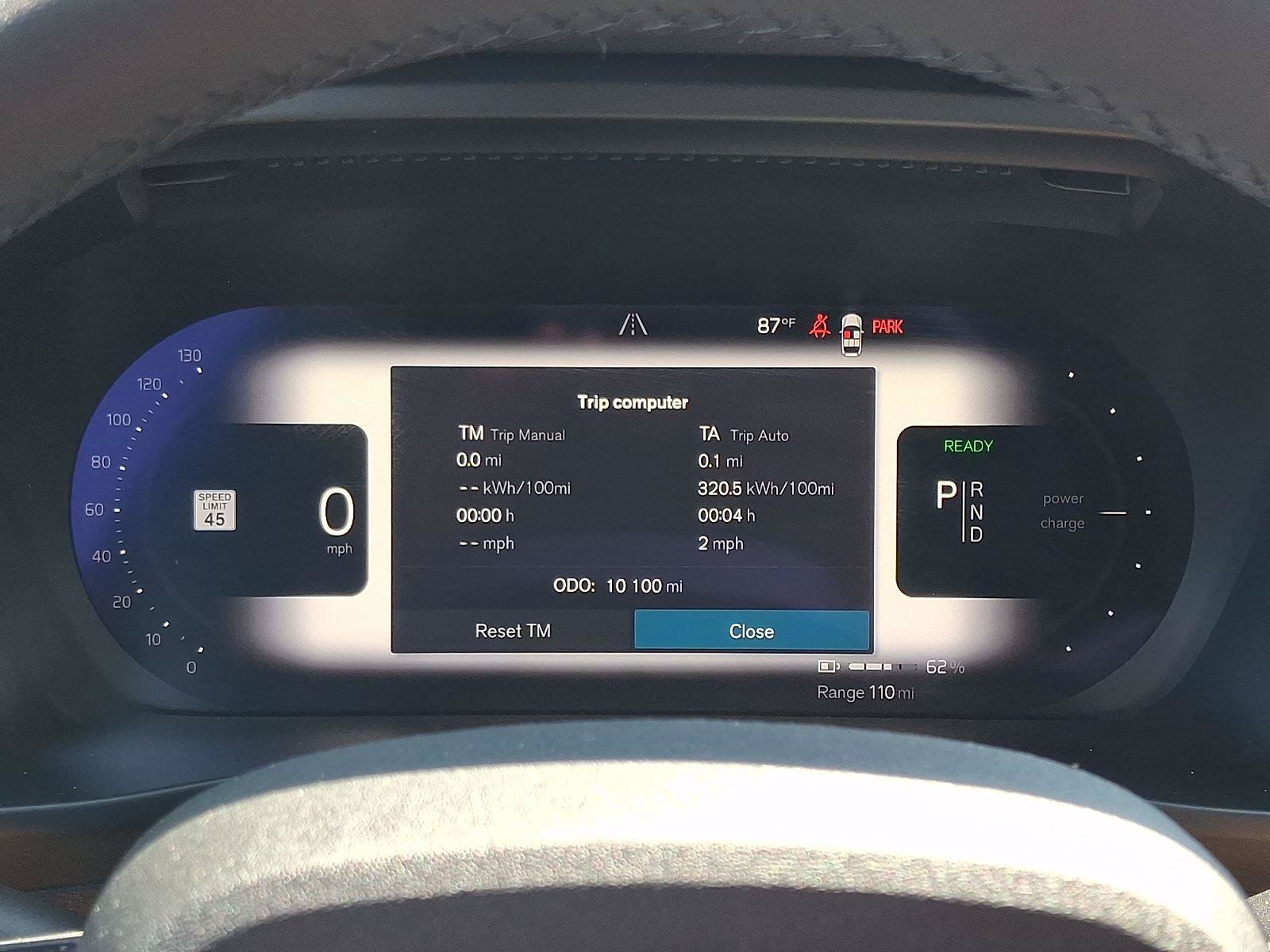 Certified 2023 Volvo C40 P8 Recharge Ultimate w/ Protection Package Premier AWD/4WD image 21
