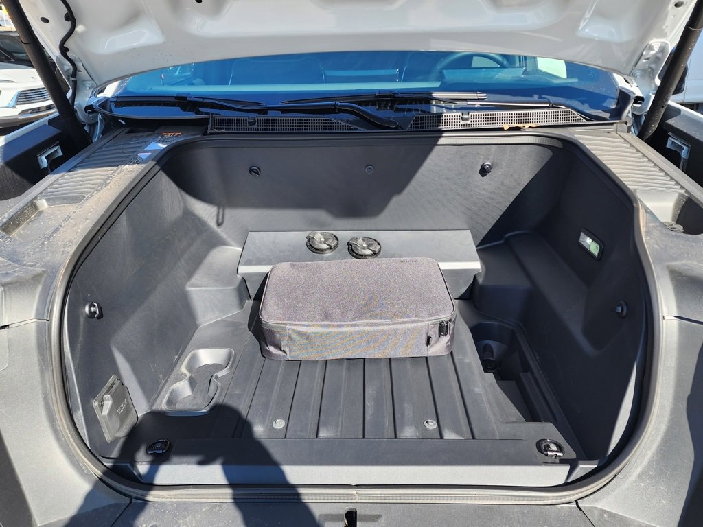 New 2026 GMC Sierra EV Elevation image 10