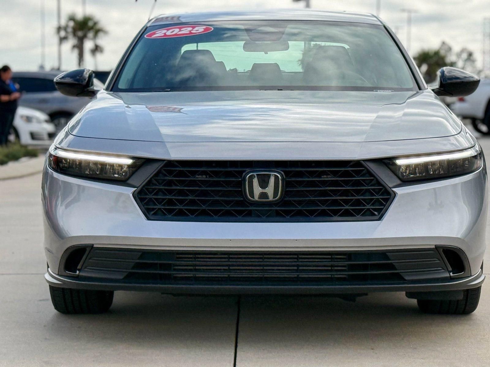 Used 2025 Honda Accord SE image 26