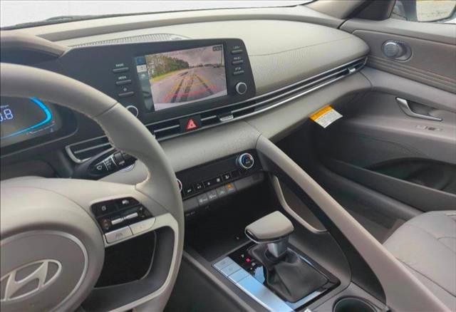 New 2025 Hyundai Elantra Sport image 13