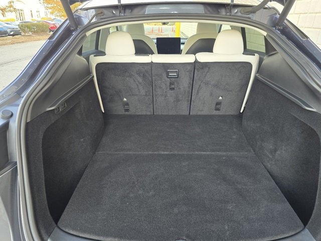 Used 2023 Tesla Model Y 2WD image 37