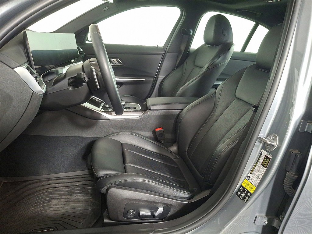 Used 2023 BMW 330i xDrive Sedan w/ Premium Package image 16
